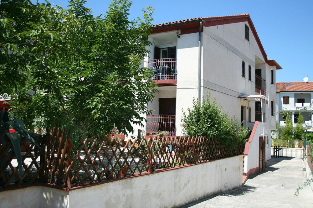 Apartments Nea Rovinj Luaran gambar